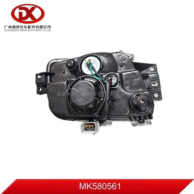 Левый лампа тумана Подходит для MITSUBISHI MK580561 03-5005L 035005L 214-2051L-UE